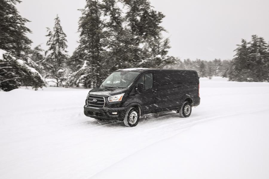  Ford Transit Van AWD 2019 года  (NA) (фото 2 из 2)